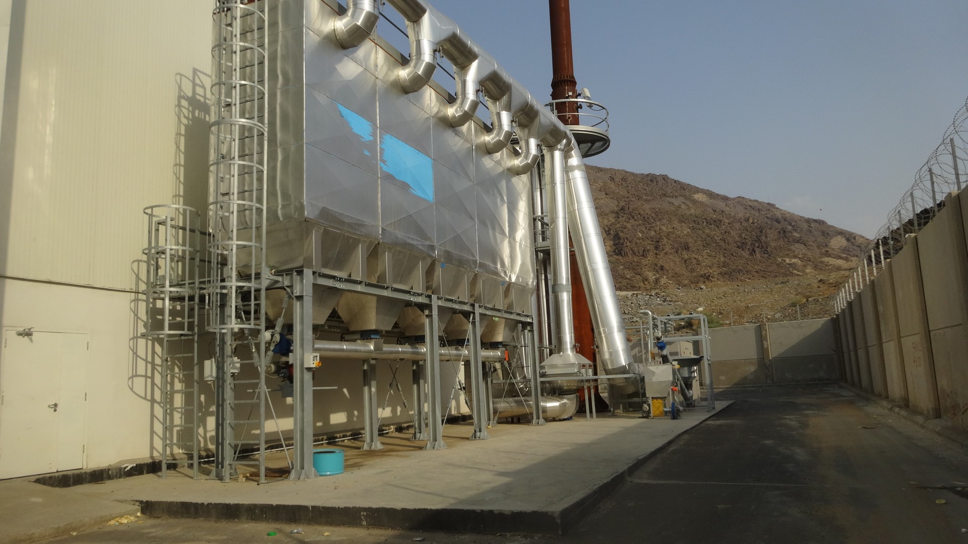 Momra Exterior Abatement